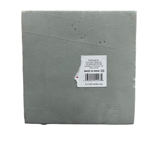 Rustic Wood With Metal Flame LED Tea Light Candle Holder Indoor Farm Style - Picture 2 of 2